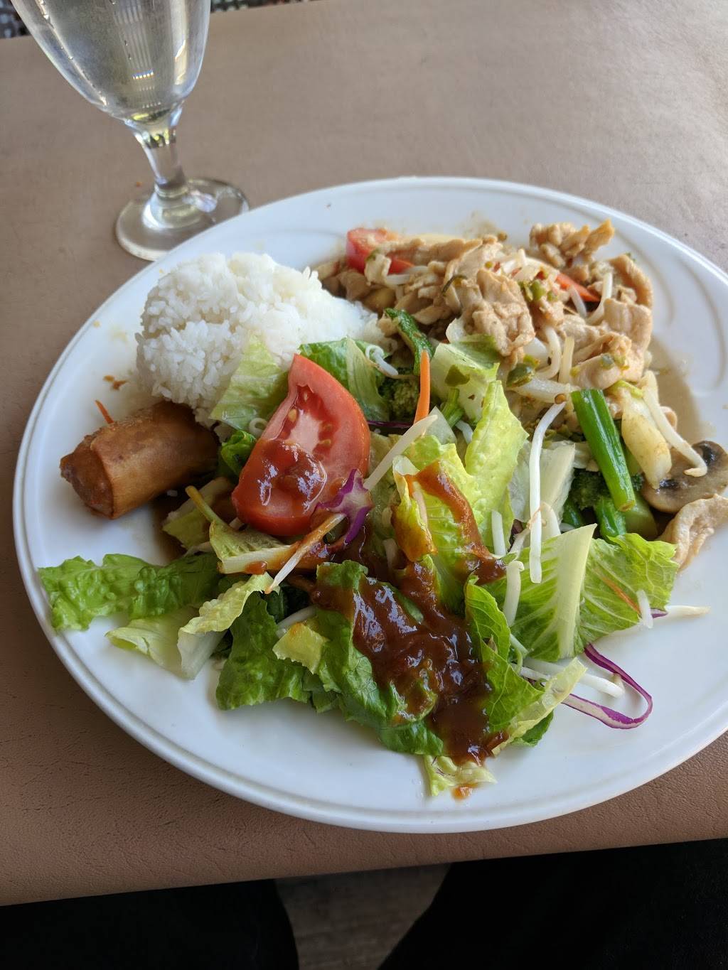 Siam Cuisine | restaurant | 10770 Donner Pass Rd #101, Truckee, CA 96161, USA | 5305500503 OR +1 530-550-0503