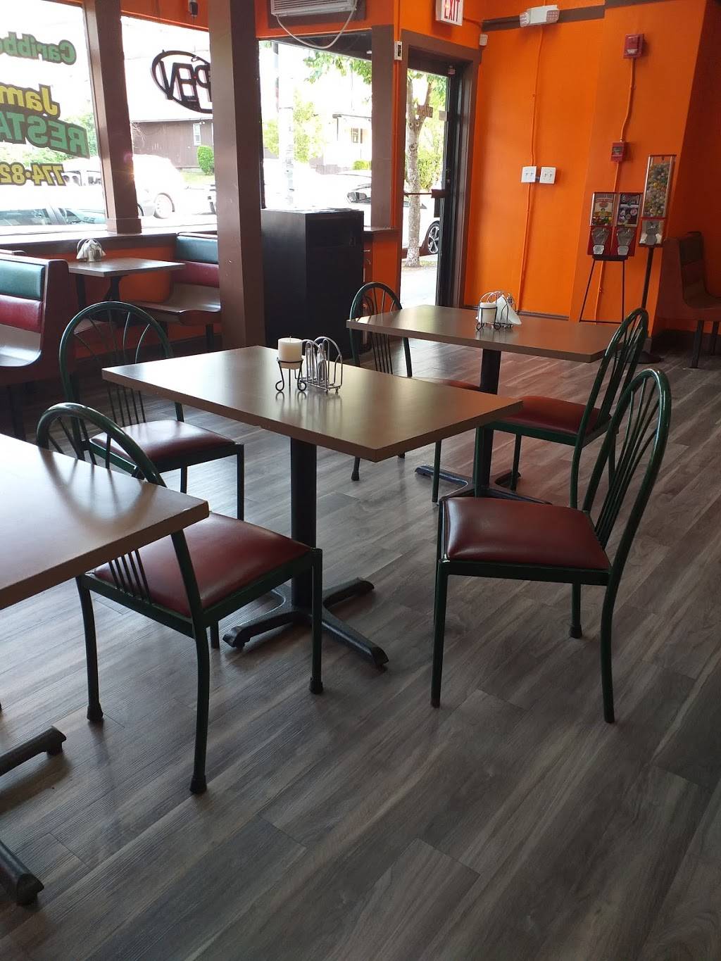 Caribbean Flaavor | restaurant | 976a Main St, Worcester, MA 01603, USA | 7748233590 OR +1 774-823-3590