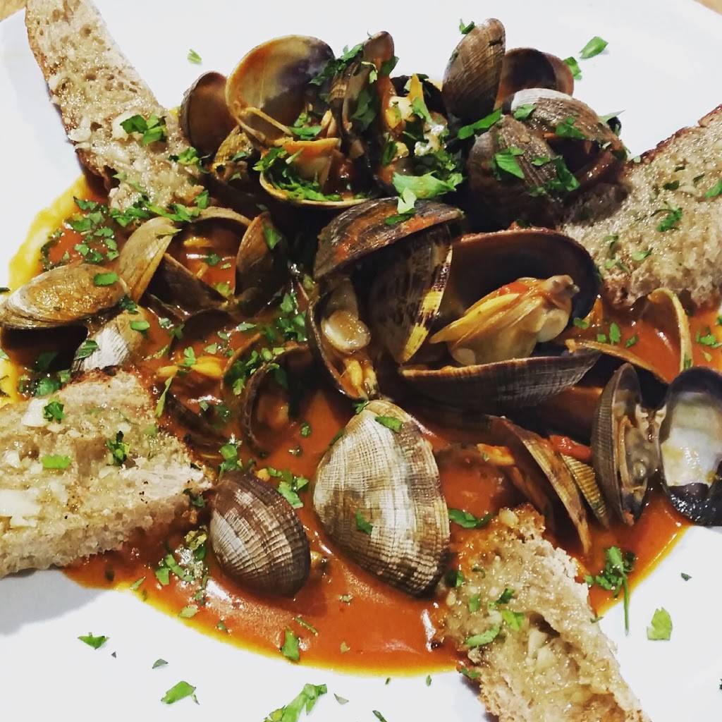 Barolo Italian Cafe | restaurant | 13771 Newport Ave #9, Tustin, CA 92780, USA | 7147348882 OR +1 714-734-8882