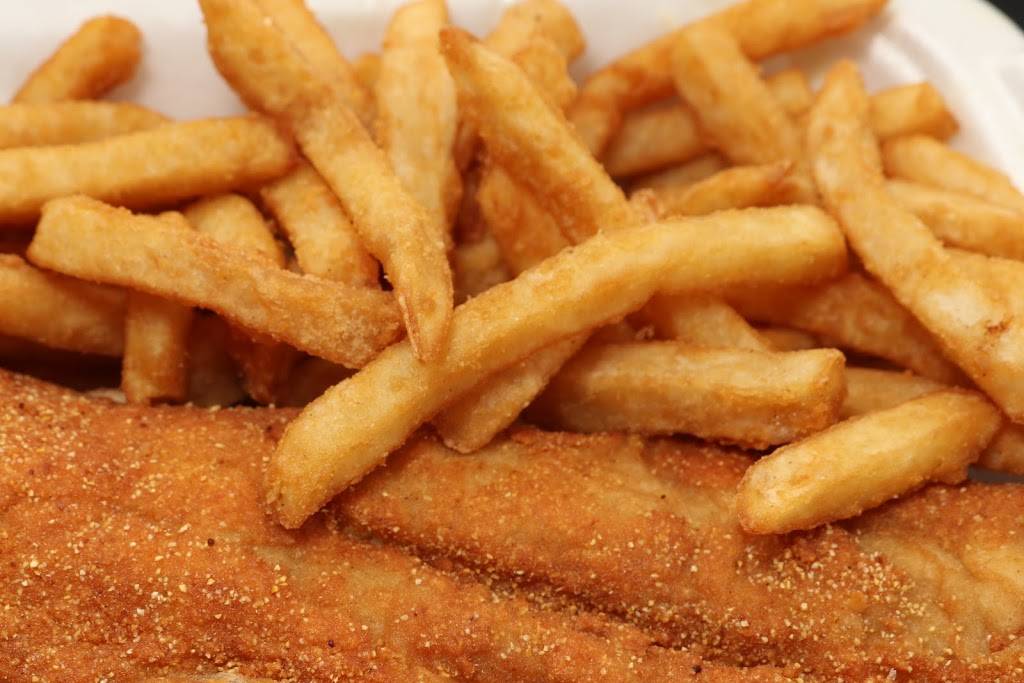 Big Jeffs Fish & Chicken | restaurant | 2330 Reading Rd Building C, Cincinnati, OH 45206, USA | 5138188845 OR +1 513-818-8845