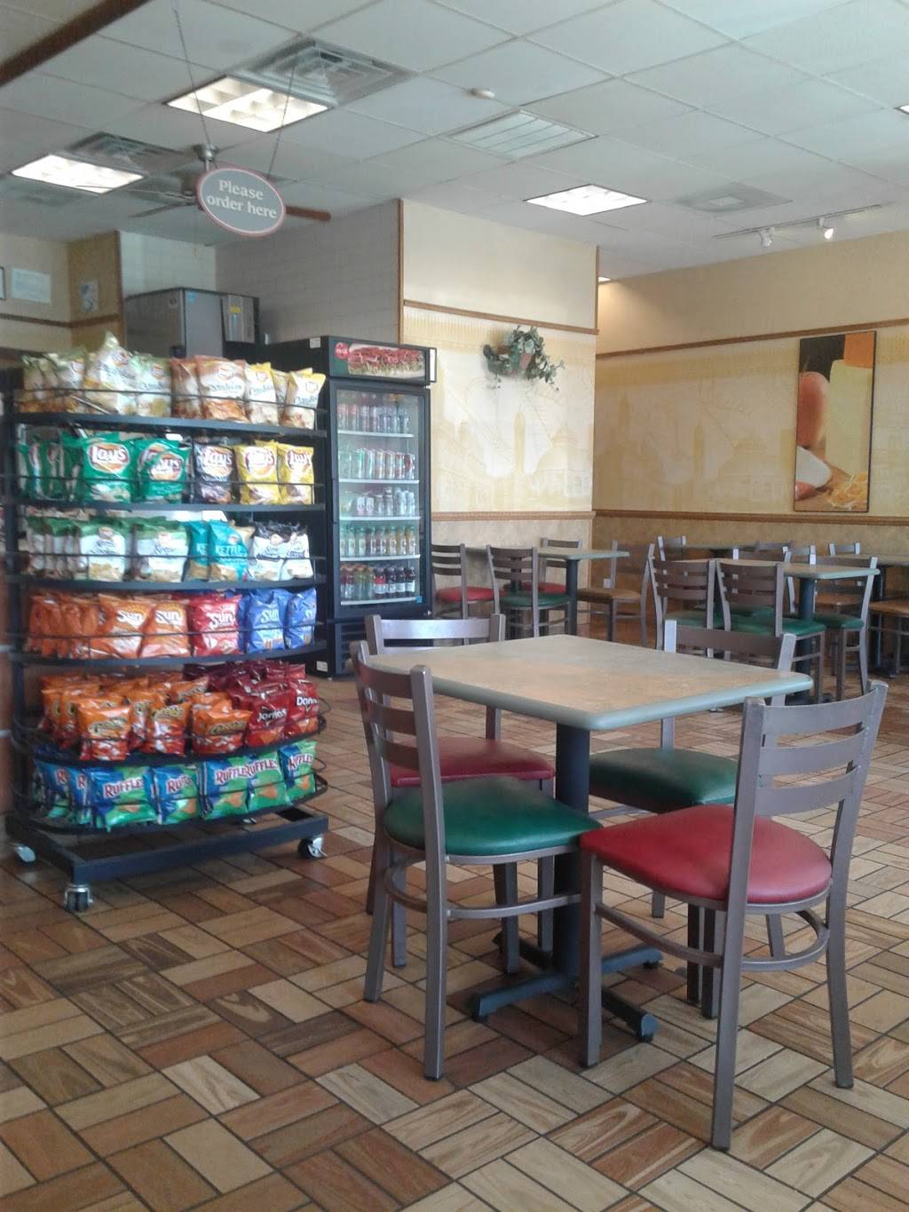 Subway Restaurants | restaurant | 11500 Jupiter Rd Ste 104 Jupiter, Shopping Ctr, Dallas, TX 75218, USA | 2143197999 OR +1 214-319-7999