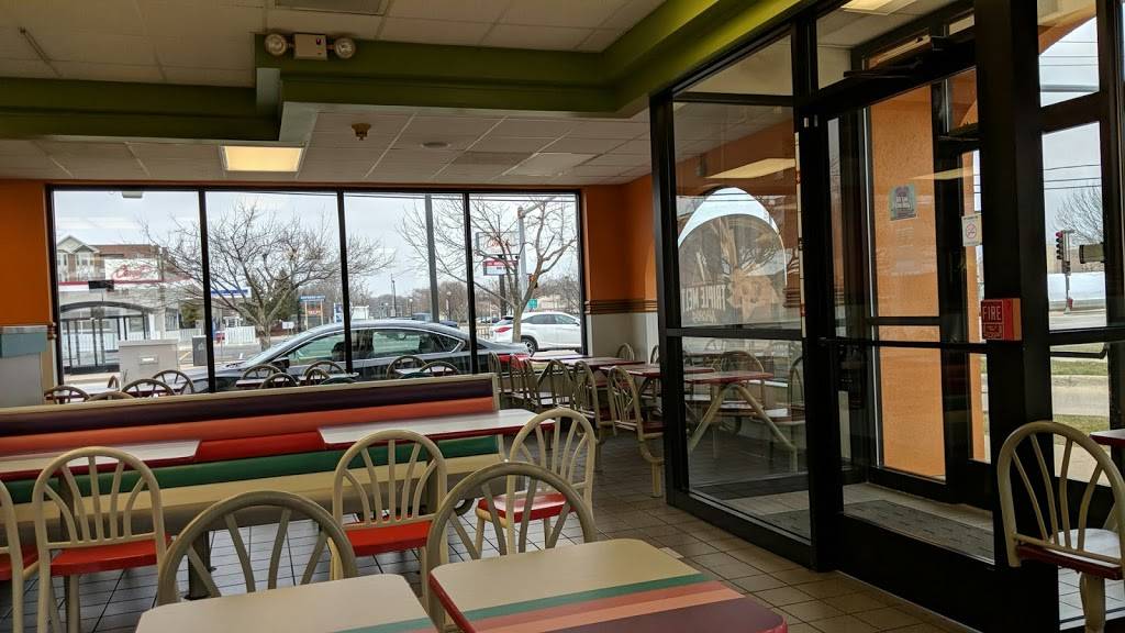 Taco Bell | meal takeaway | 2997 Kirchoff Rd, Rolling Meadows, IL 60008, USA | 8472532551 OR +1 847-253-2551