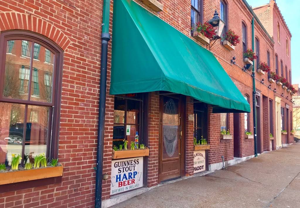 John D. McGurks Irish Pub and Garden | restaurant | 1200 Russell Blvd, St. Louis, MO 63104, USA | 3147768309 OR +1 314-776-8309