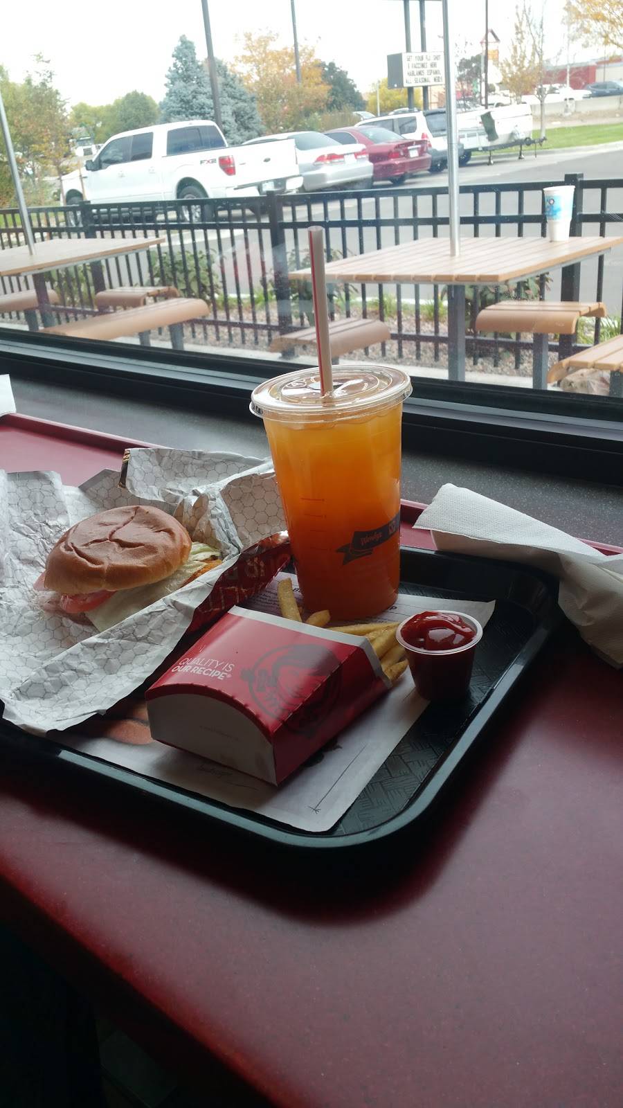 Wendys | restaurant | 6001 Dexter St, Commerce City, CO 80022, USA | 3032872330 OR +1 303-287-2330