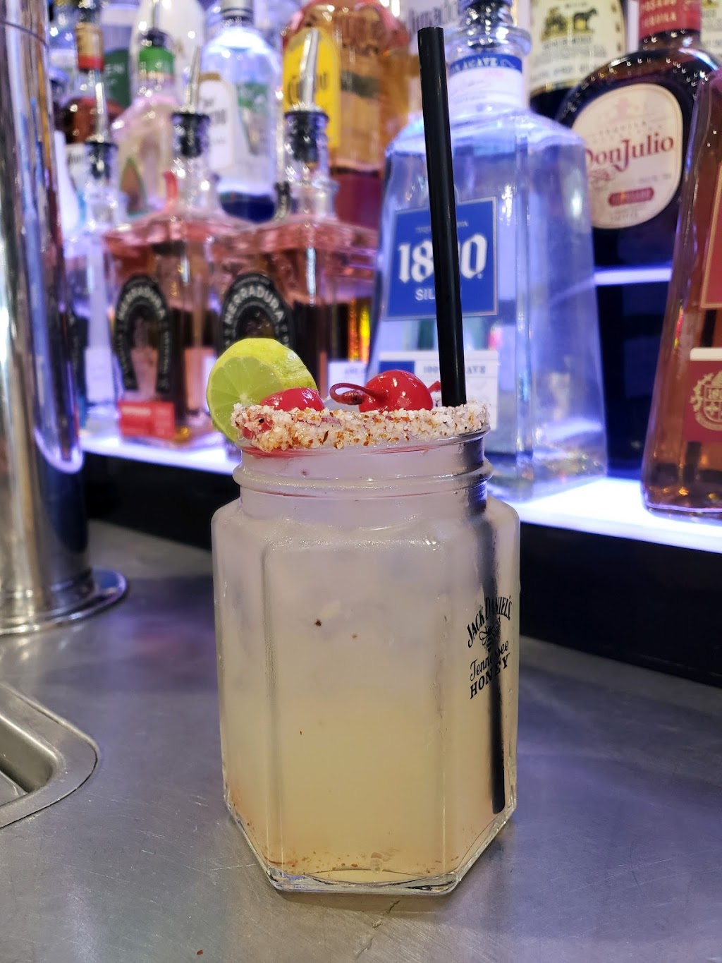 Birrieria Del Pueblo & Cantina | restaurant | 2015 W 8th St, Yuma, AZ 85364, USA | 9287508678 OR +1 928-750-8678