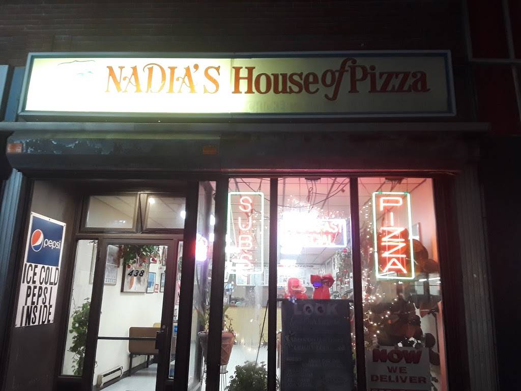 Nadias House of Pizza | meal delivery | 438 Broadway, Chelsea, MA 02150, USA | 6178895539 OR +1 617-889-5539