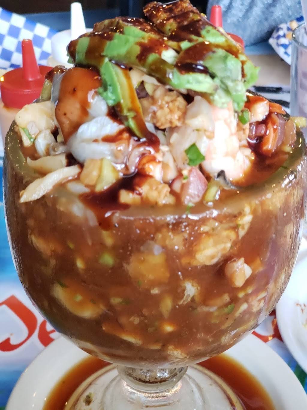 Perla Negra Mexican Seafood | restaurant | 61 E University Dr, Mesa, AZ 85201, USA | 4803619173 OR +1 480-361-9173