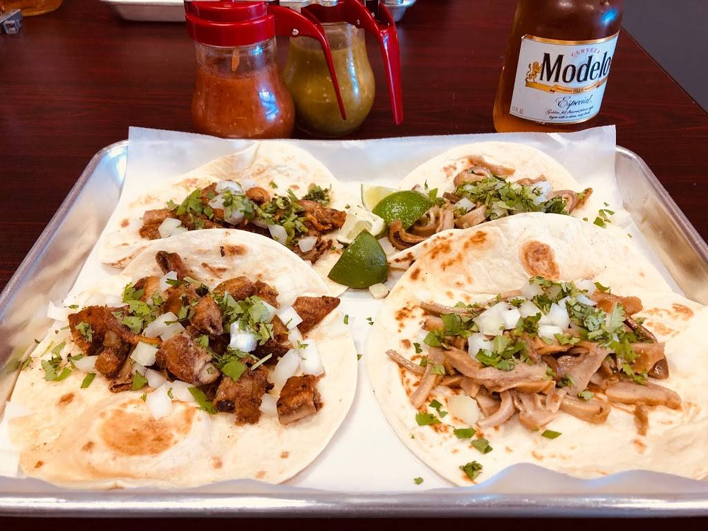 Tacos and Chelas Mexican kitchen | restaurant | 9902 Potranco Rd, San Antonio, TX 78251, USA | 2103849145 OR +1 210-384-9145