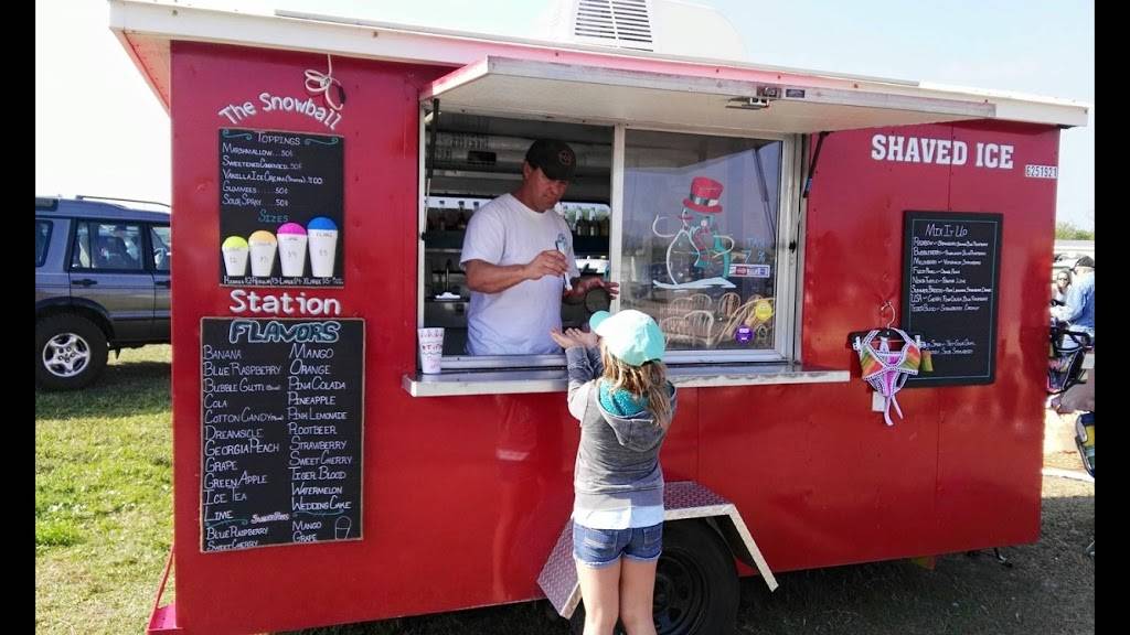 The Snowball Station | restaurant | 7415 US-301, Riverview, FL 33578, USA | 7273791167 OR +1 727-379-1167