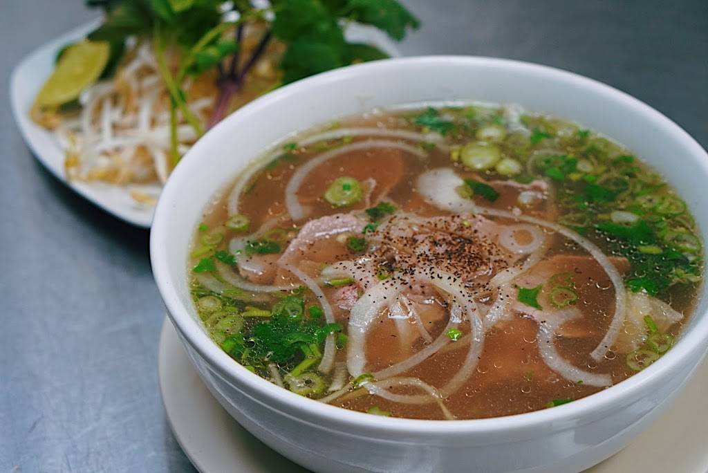 Bamboo Pho & Tea Restaurant | restaurant | 4401 Carlisle Pike ste f, Camp Hill, PA 17011, USA | 7175258099 OR +1 717-525-8099