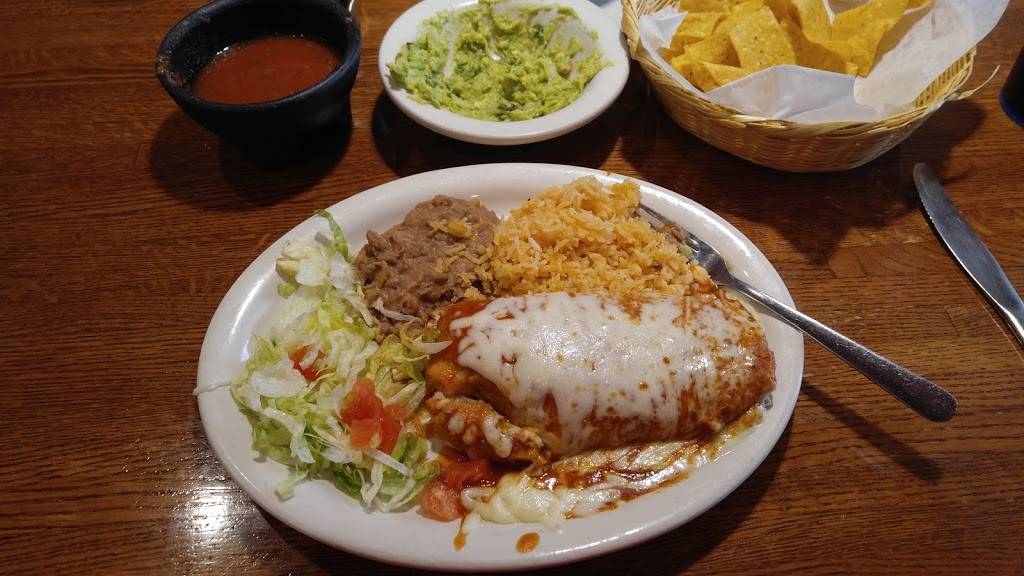 Buen Apetito | restaurant | 3605 N Vermilion St, Danville, IL 61832, USA | 2174318240 OR +1 217-431-8240