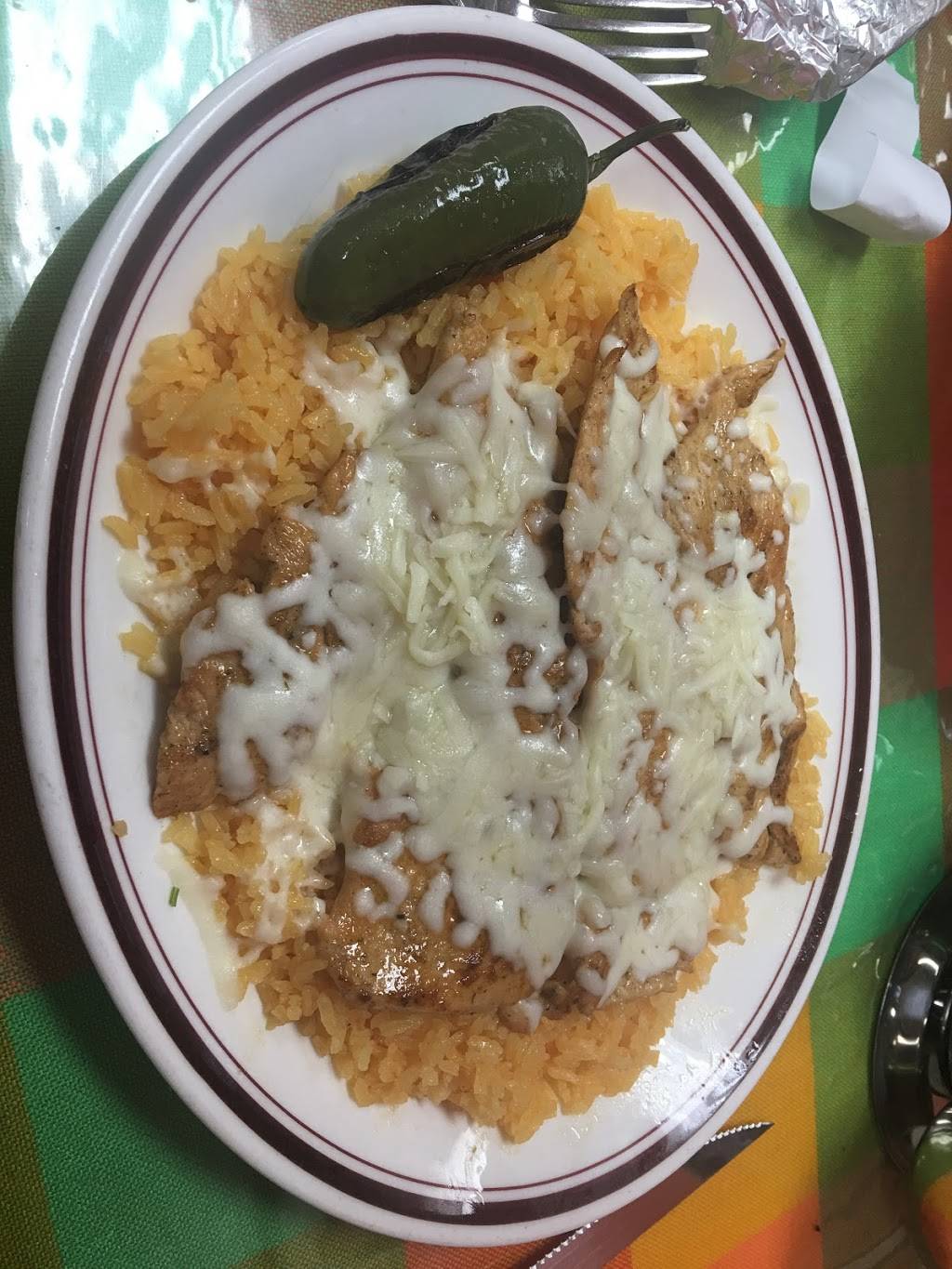 Adamarys Restaurante Y Pupuseria | restaurant | 3100 Central Ave, Charlotte, NC 28205, USA | 7045355573 OR +1 704-535-5573