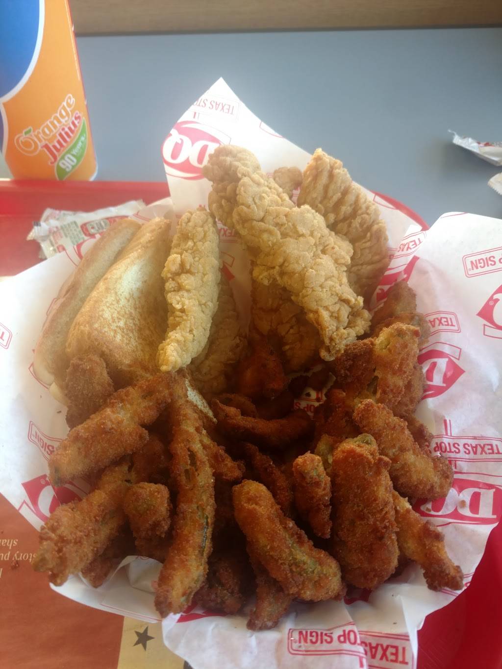 Dairy Queen | restaurant | 6250 39th St, Groves, TX 77619, USA | 4099620229 OR +1 409-962-0229