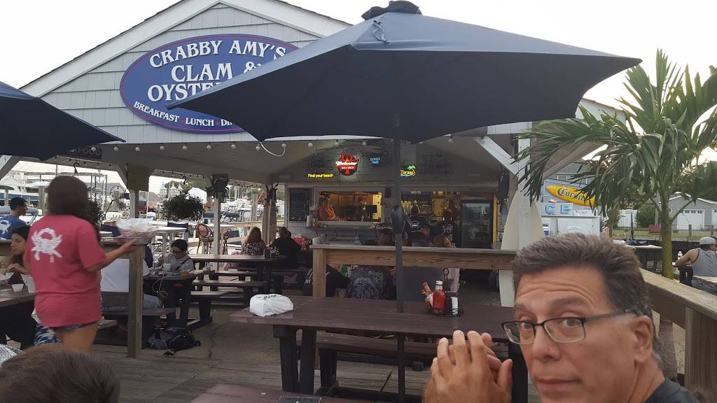 Crabby Amys, | restaurant | 2880 Ocean Ave, Seaford, NY 11783, USA | 5167832554 OR +1 516-783-2554
