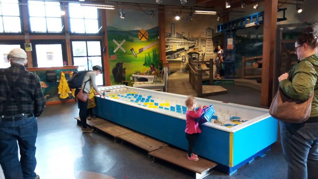 Lariat Bowl | restaurant | 365 S Main St, Red Bluff, CA 96080, USA | 5305272720 OR +1 530-527-2720