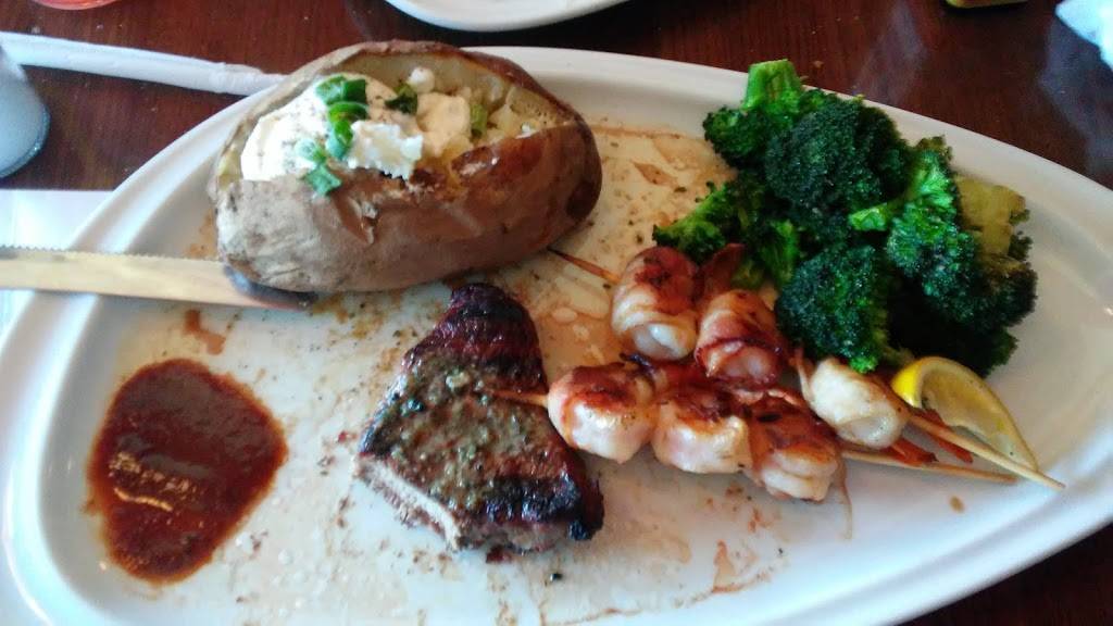 TGI Fridays | restaurant | 390 E Hospitality Ln, San Bernardino, CA 92408, USA | 9098889934 OR +1 909-888-9934