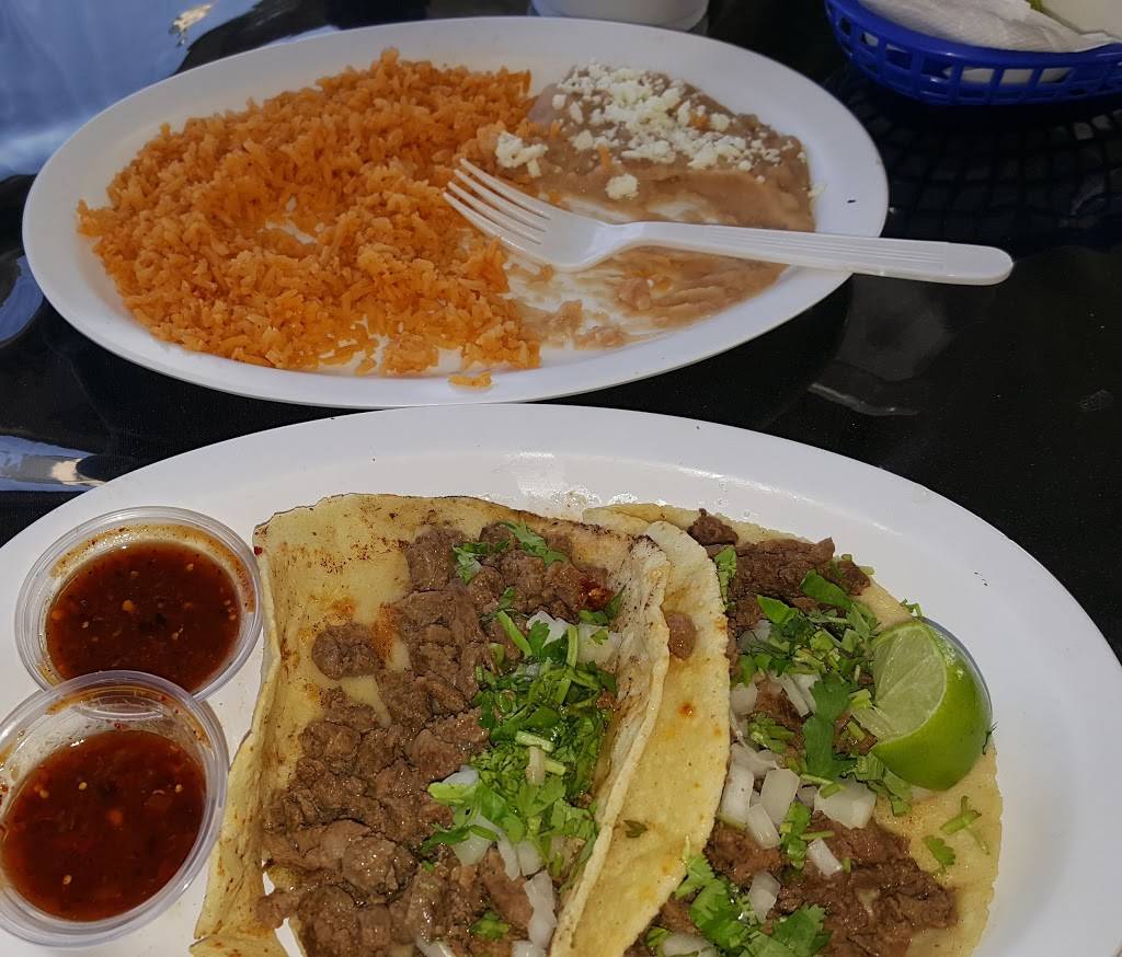 Cocina Azteca | restaurant | 111 E Chapman Ave, Placentia, CA 92870, USA | 7145779900 OR +1 714-577-9900