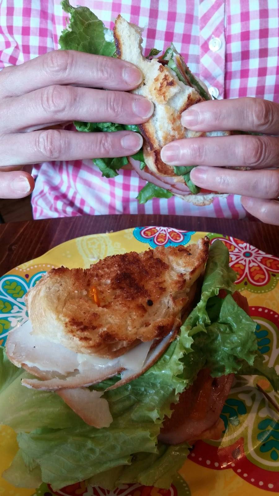 MAIN ST CAFE | restaurant | 5 W Main St, Evansville, WI 53536, USA | 6088821293 OR +1 608-882-1293