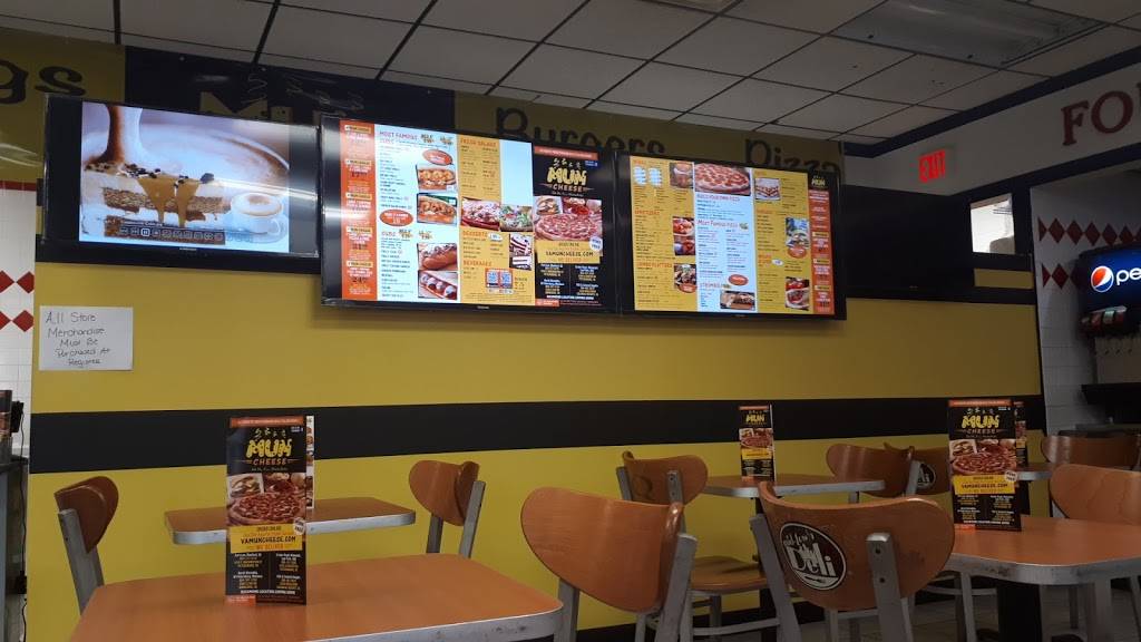 Muncheese colonial heights | restaurant | 17200 Jefferson Davis Hwy, Colonial Heights, VA 23834, USA | 8046619678 OR +1 804-661-9678