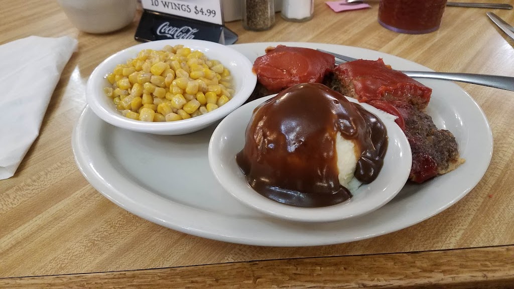 Red Prairie Steakhouse | restaurant | 3113 Williams Ave, Woodward, OK 73801, USA | 5802548002 OR +1 580-254-8002