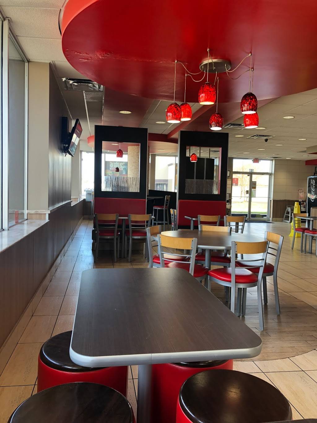 Burger King | restaurant | 187 W Dyna Dr, Houston, TX 77037, USA | 2814480309 OR +1 281-448-0309