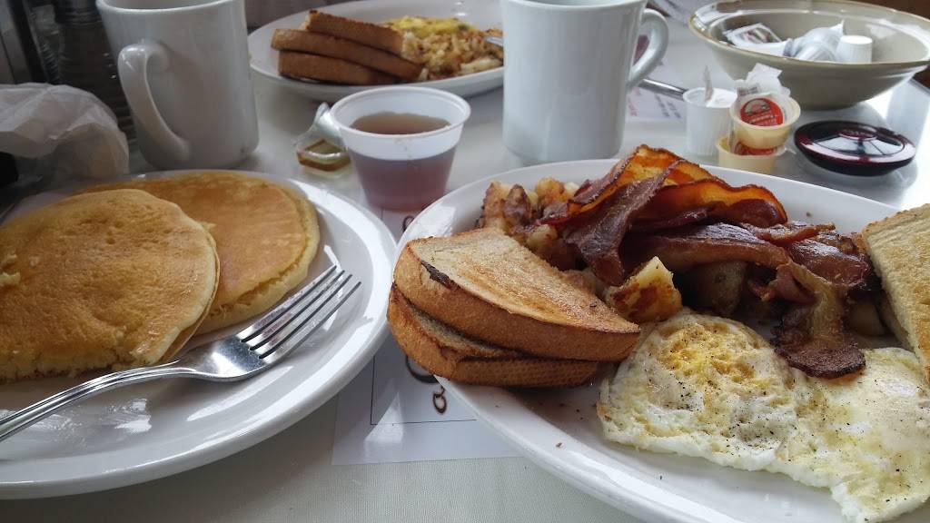 A cup A coffee Family Restaurant | restaurant | 996 Confederation St, Sarnia, ON N7S 5S5, Canada | 5193367000 OR +1 519-336-7000