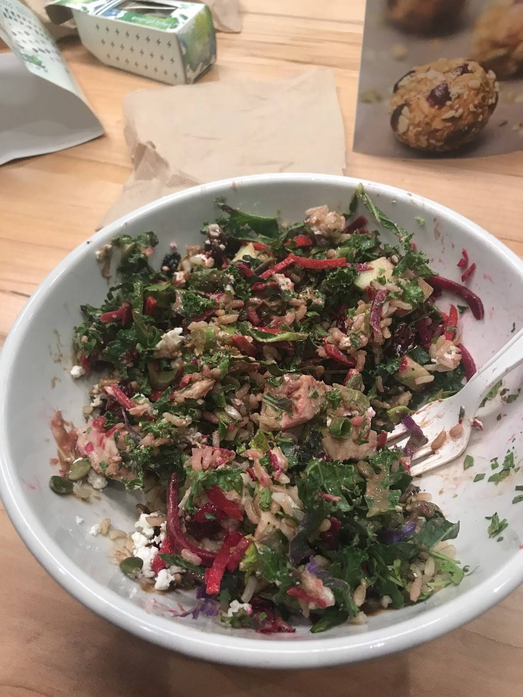 Freshii | restaurant | 22026 US-281 #101, San Antonio, TX 78258, USA | 2107143783 OR +1 210-714-3783