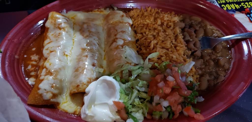 Chipotle Mexican Grill | restaurant | 10221 State Line Rd, Kansas City, MO 64114, USA | 8169423605 OR +1 816-942-3605