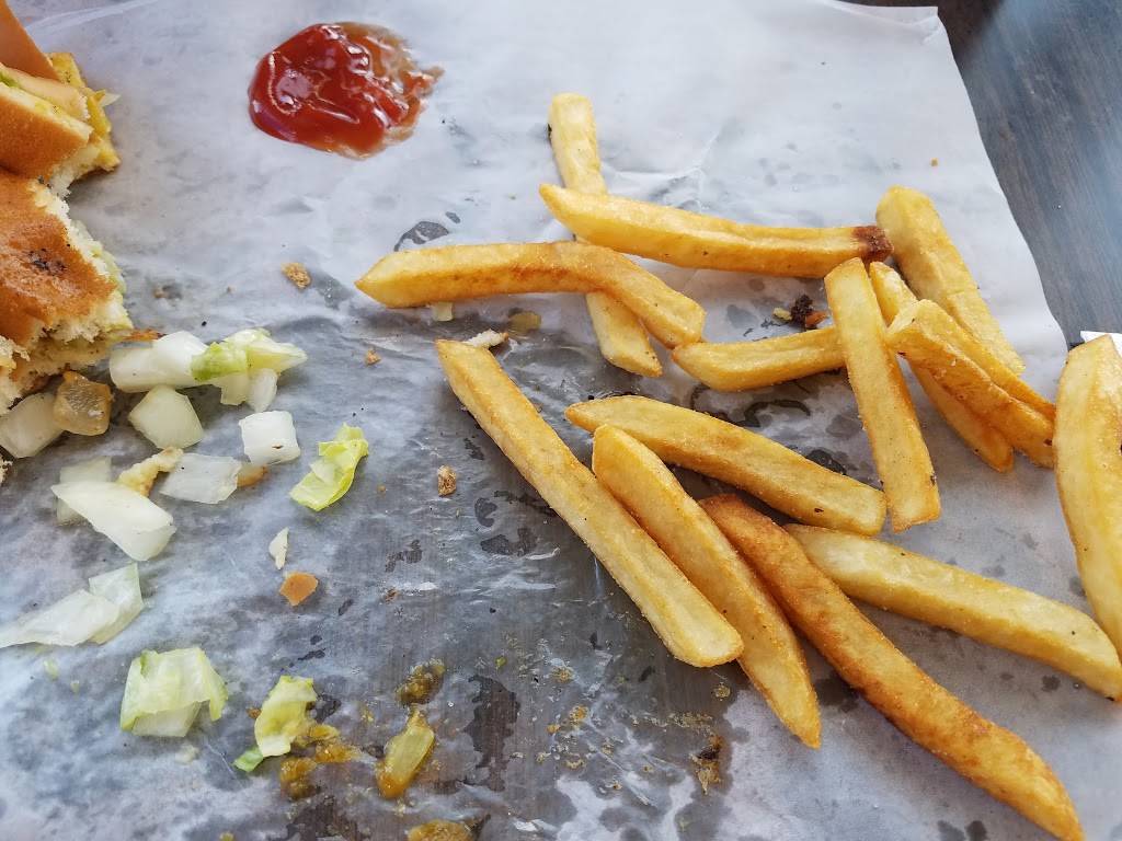 Roscos Burger Inn | restaurant | 3829 Tompkins Rd, El Paso, TX 79930, USA | 9155649028 OR +1 915-564-9028