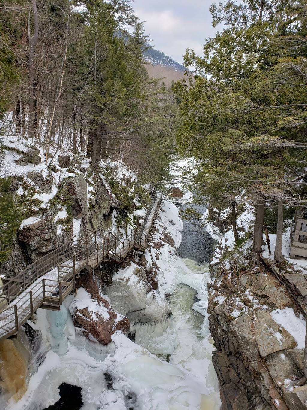 High Falls Gorge | cafe | 4761 NY-86, Wilmington, NY 12997, USA | 5189462278 OR +1 518-946-2278