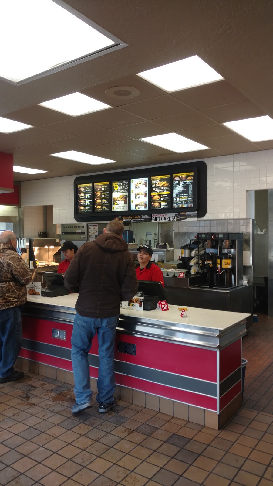 Hardees | restaurant | 910 Gordon Dr, Sioux City, IA 51101, USA | 7122585499 OR +1 712-258-5499