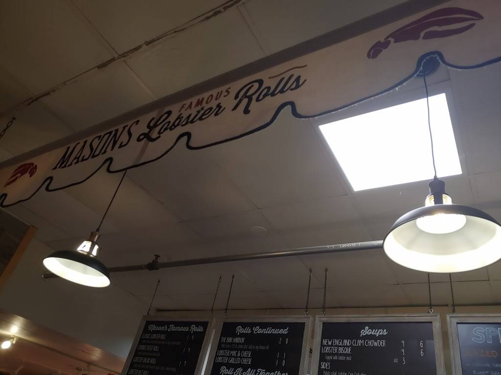 Masons Famous Lobster Rolls | restaurant | 529 E Belvedere Ave, Baltimore, MD 21212, USA | 4108078544 OR +1 410-807-8544