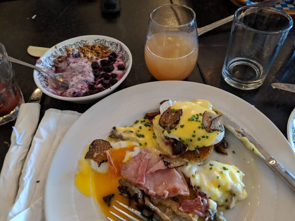 Broder Café | cafe | 2508 SE Clinton St, Portland, OR 97202, USA | 5037363333 OR +1 503-736-3333