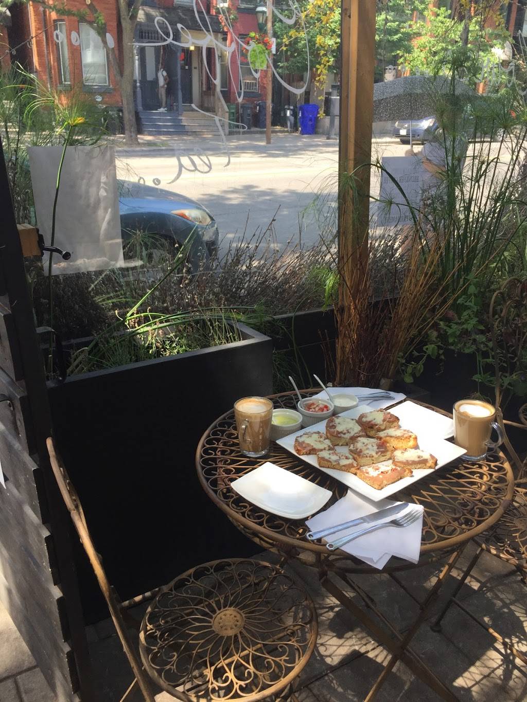 Brun&Fer Coffee | cafe | 559 Parliament St, Toronto, ON M4X 1P7, Canada | 6478047653 OR +1 647-804-7653