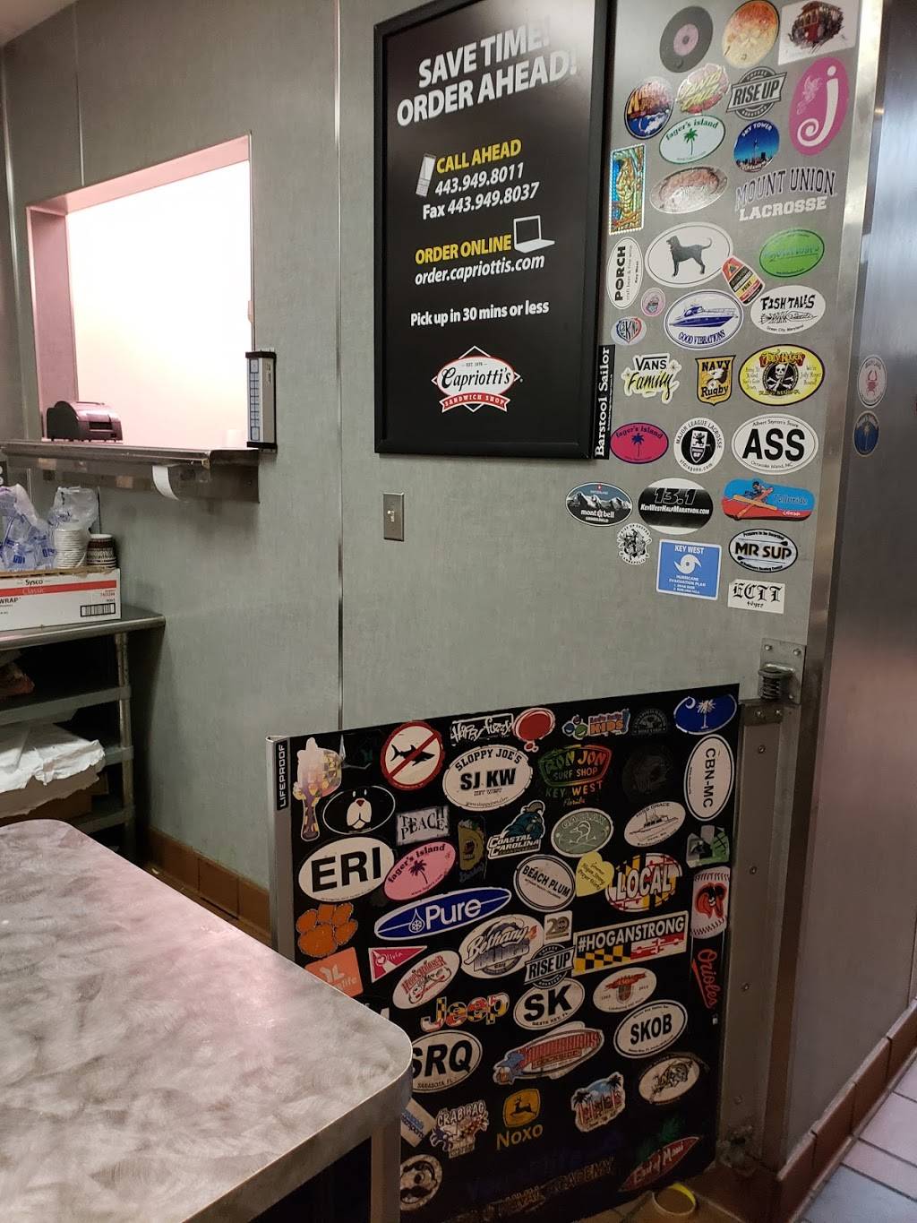 Capriottis Sandwich Shop | restaurant | 2285 Forest Dr, Annapolis, MD 21401, USA | 4439498011 OR +1 443-949-8011