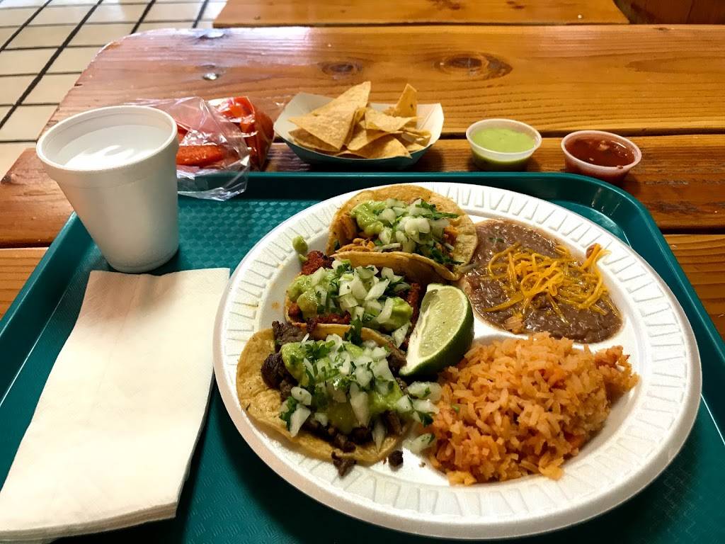 Burritos Santana | restaurant | 10443 San Diego Mission Rd, San Diego, CA 92108, USA | 6192800500 OR +1 619-280-0500