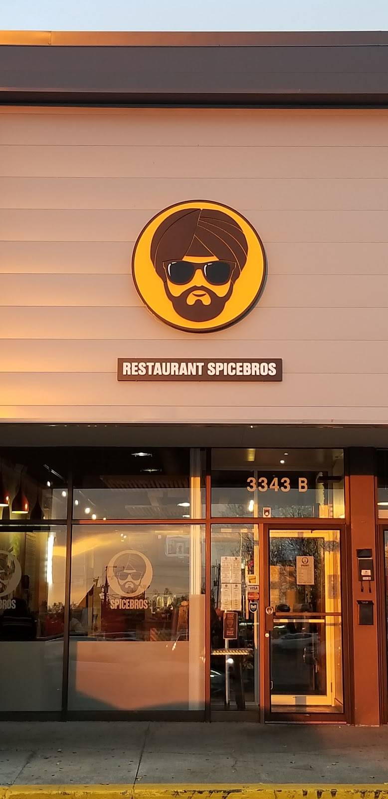 Spicebros | restaurant | #3343B, Sources Blvd, Dollard-Des Ormeaux, QC H9B 1Z8, Canada | 5146833050 OR +1 514-683-3050