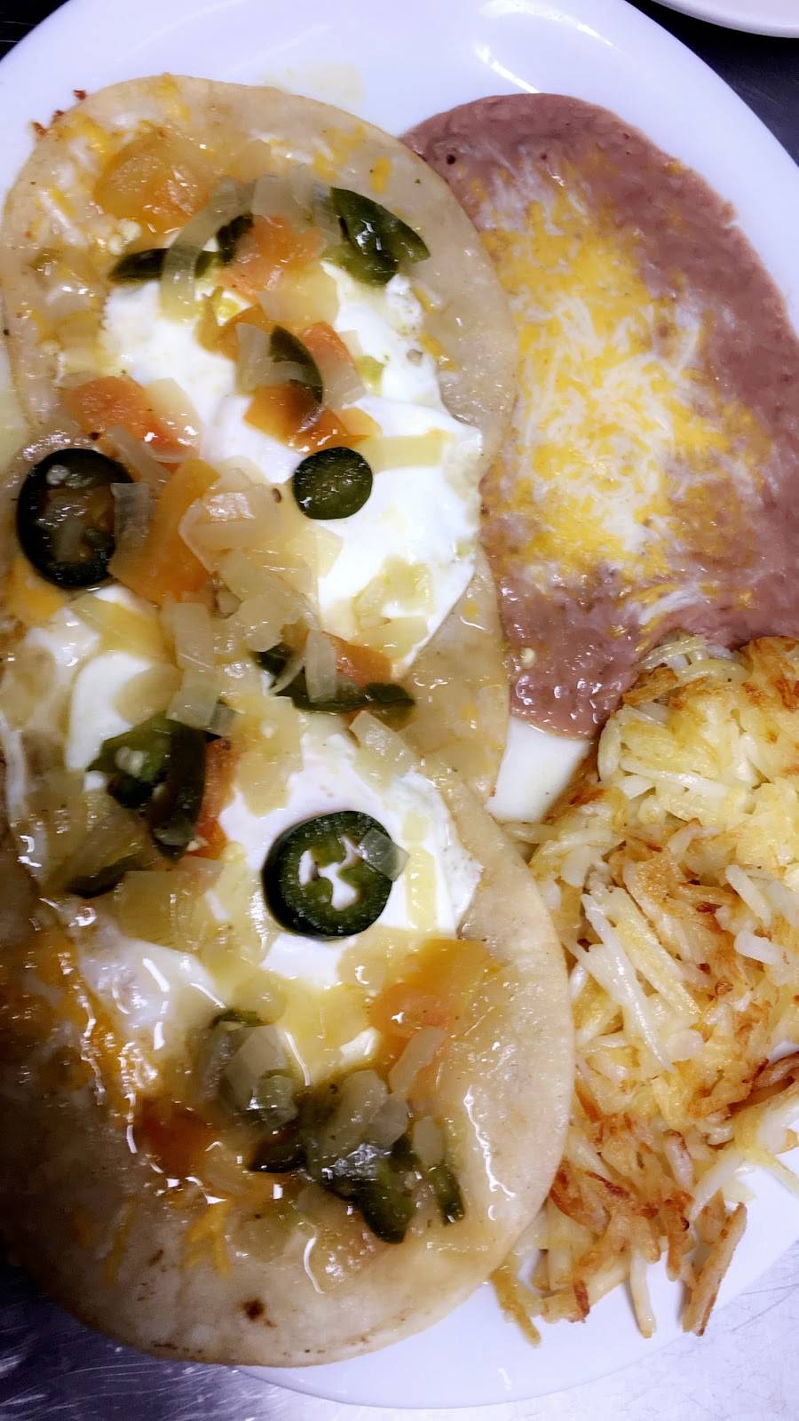 Marias Cafe | restaurant | 739 San Pedro Ave, Mammoth, AZ 85618, USA | 5204870136 OR +1 520-487-0136