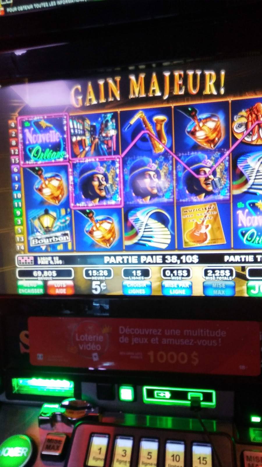 Resto-Bar 1323 | restaurant | 1323 Boulevard de la Concorde O, Laval, QC H7N 5Y4, Canada | 4506291916 OR +1 450-629-1916