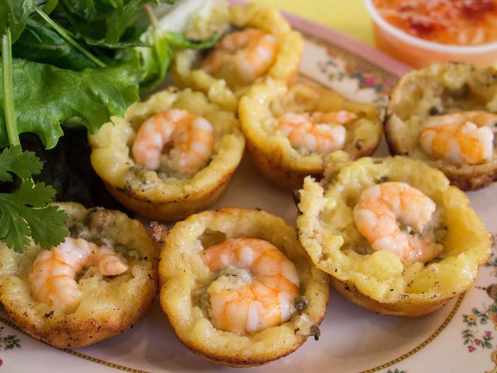 Quan Hue Restaurant | restaurant | 1818 Tully Rd # 116, San Jose, CA 95122, USA | 4082385502 OR +1 408-238-5502