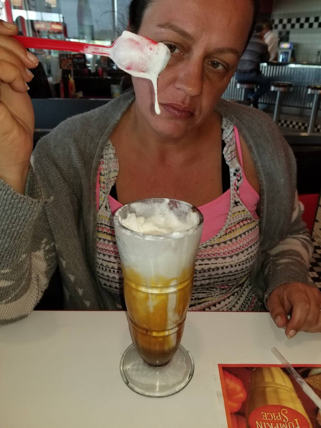 Steak n Shake | restaurant | 3170 Towne Blvd, Middletown, OH 45044, USA | 5134220206 OR +1 513-422-0206