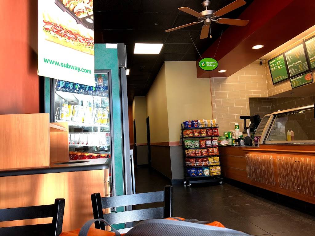 Subway Restaurants | restaurant | 4555 Hopyard Rd, Pleasanton, CA 94588, USA | 9254600707 OR +1 925-460-0707