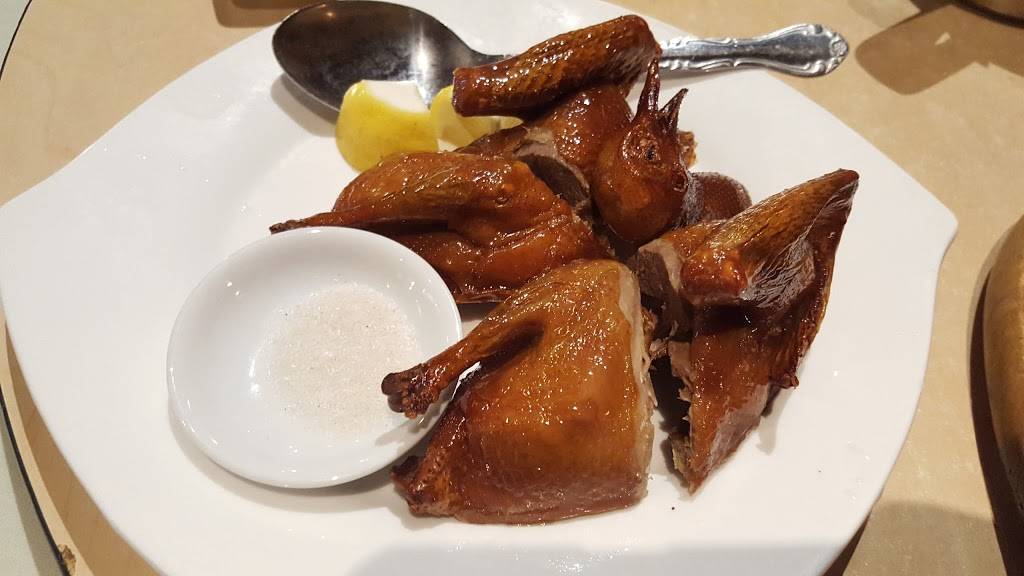 Mai Place | restaurant | 3152 NE Sunset Blvd, Renton, WA 98056, USA | 4252286388 OR +1 425-228-6388