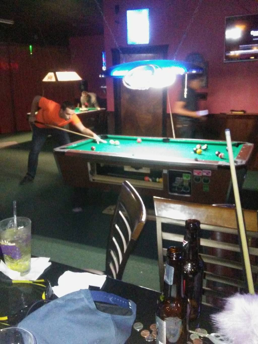 Jacks Pub Seawall | restaurant | 3802 Cove View Blvd, Galveston, TX 77554, USA | 4094974372 OR +1 409-497-4372