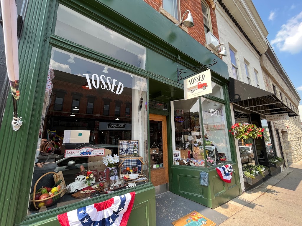 Tossed LLC | restaurant | 224 Chestnut St E, Stillwater, MN 55082, USA | 6513238673 OR +1 651-323-8673