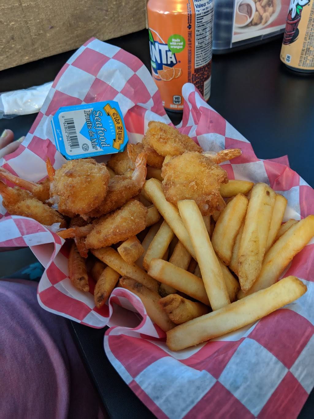Lakeport Fish & Chips | meal takeaway | 8214 Lundys Ln, Niagara Falls, ON L2H 1H1, Canada | 9053573232 OR +1 905-357-3232