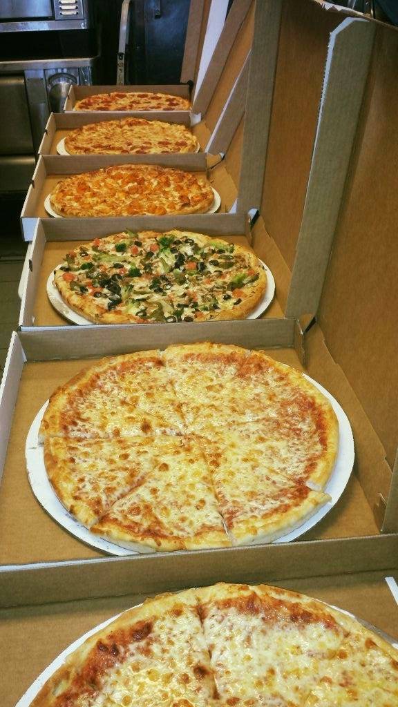 Beverly House of Pizza | restaurant | 24 Cabot St, Beverly, MA 01915, USA | 9789228400 OR +1 978-922-8400