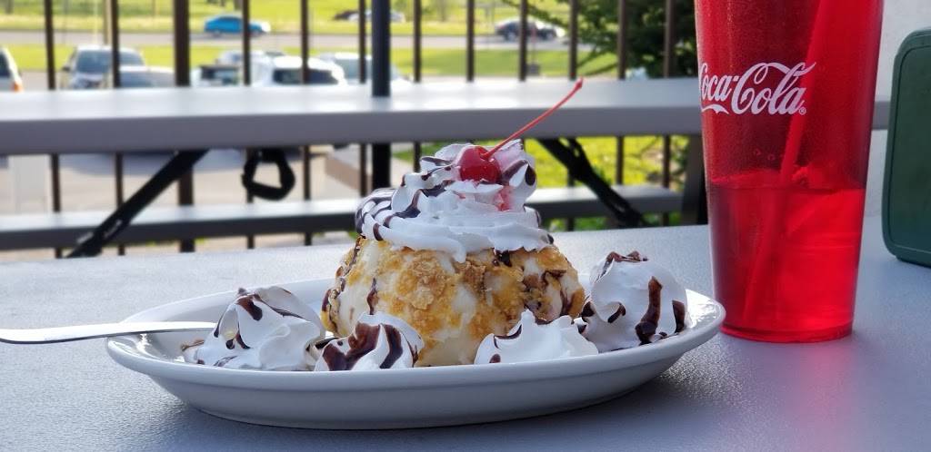 El Nopal | restaurant | 1041 Zorn Ave, Louisville, KY 40207, USA | 5028975541 OR +1 502-897-5541