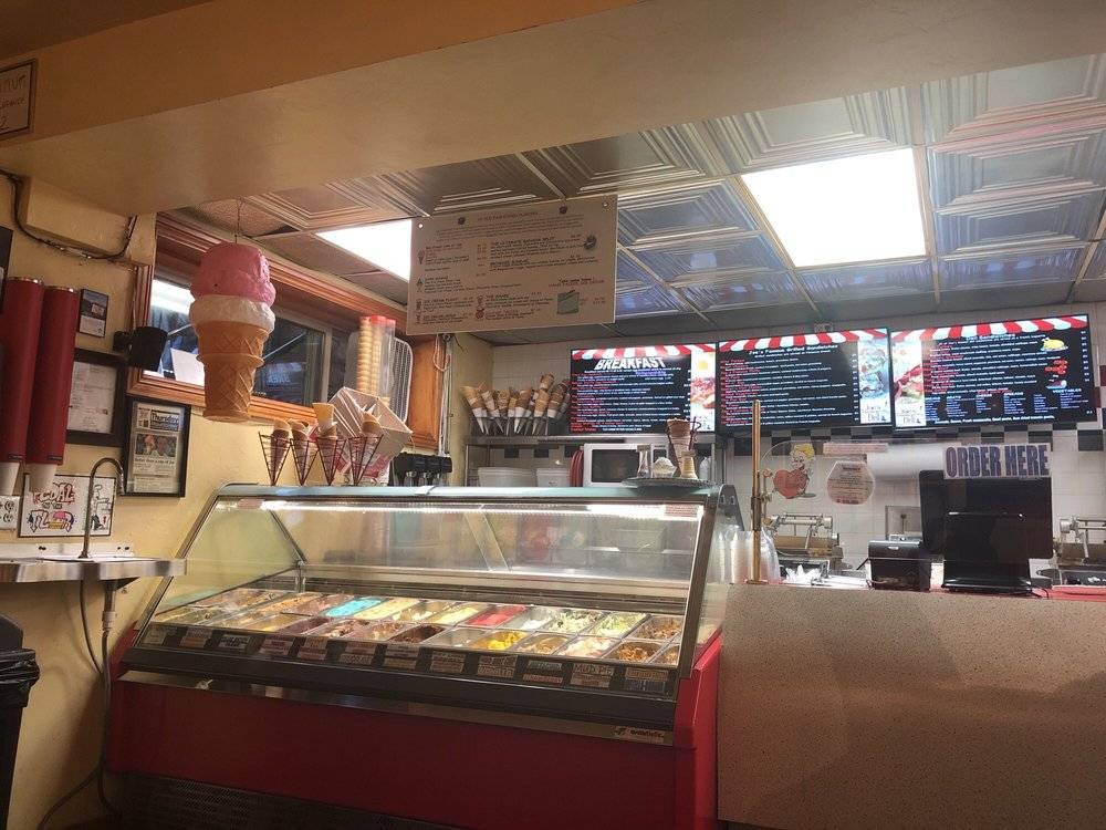 Joes Famous Deli | restaurant | 288 Bridge St, Vail, CO 81657, USA | 9704797580 OR +1 970-479-7580