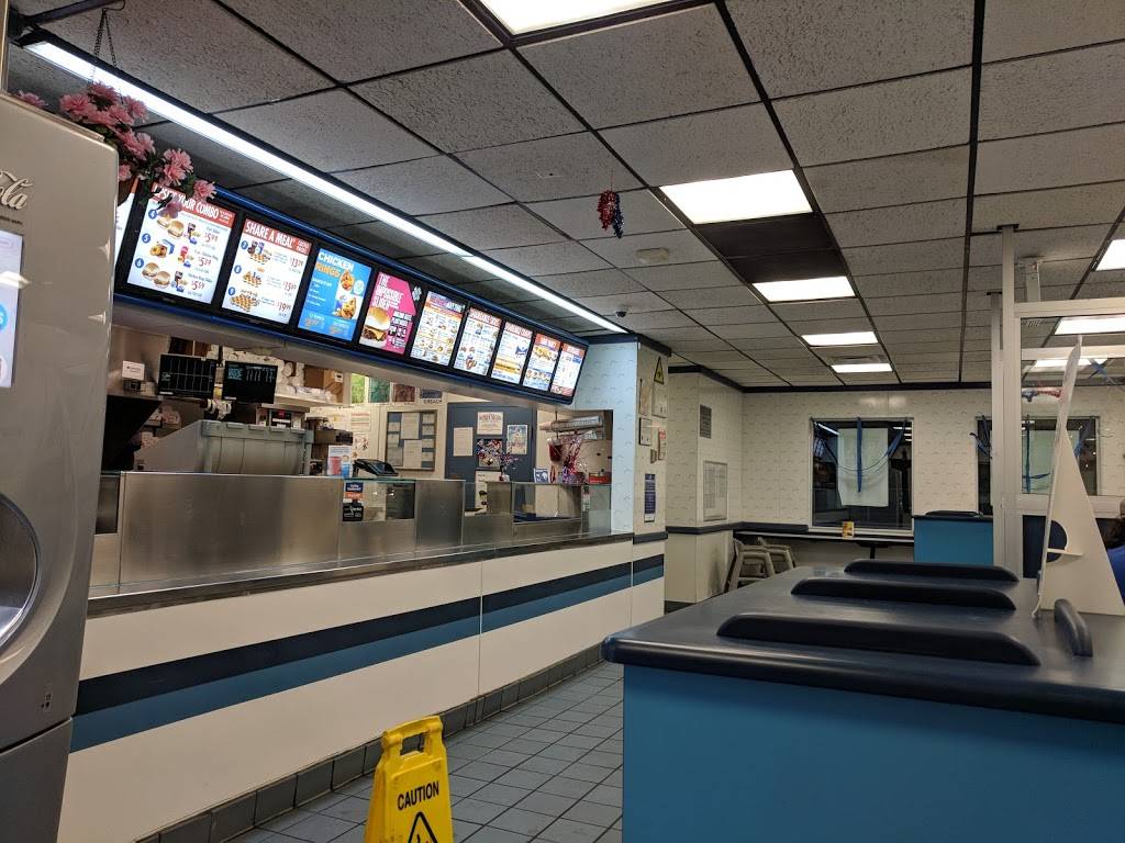 White Castle | restaurant | 5940 N Ridge Ave, Chicago, IL 60660, USA | 7732719638 OR +1 773-271-9638